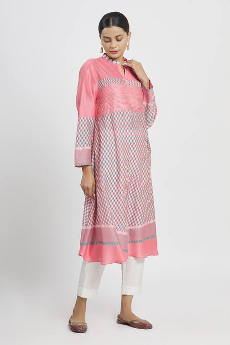 Buy Krishna Mehta Pink Chanderi Printed Geometric Mandarin Collar Tunic Online at Aza Fashions Buy_Krishna Mehta_Pink Chanderi Printed Geometric Mandarin Collar Tunic _Online_at_Aza_Fashions