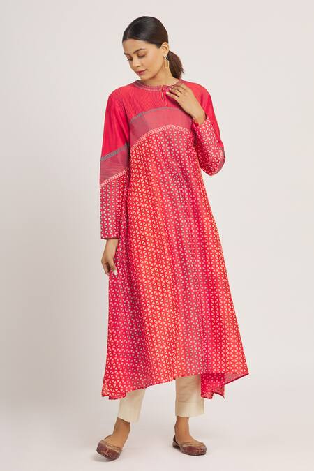 Buy_Krishna Mehta_Red Chanderi Printed Geometric Mandarin Collar Tunic _Online_at_Aza_Fashions
