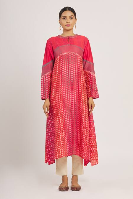 Shop_Krishna Mehta_Red Chanderi Printed Geometric Mandarin Collar Tunic _Online_at_Aza_Fashions