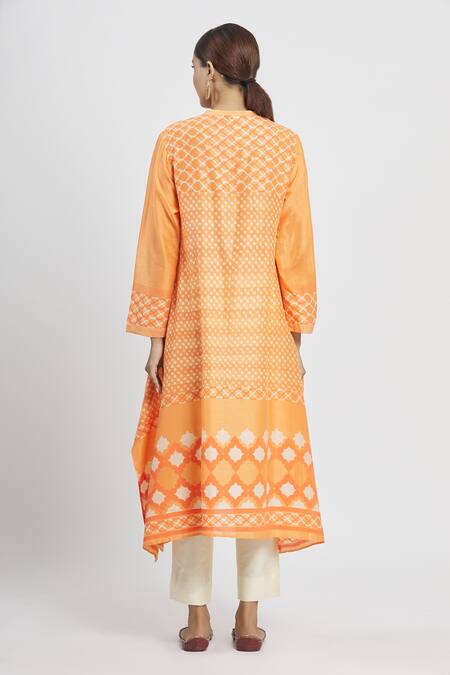 Shop Krishna Mehta Orange Chanderi Printed Geometric Mandarin Collar Tunic at Aza Fashions Shop_Krishna Mehta_Orange Chanderi Printed Geometric Mandarin Collar Tunic _at_Aza_Fashions