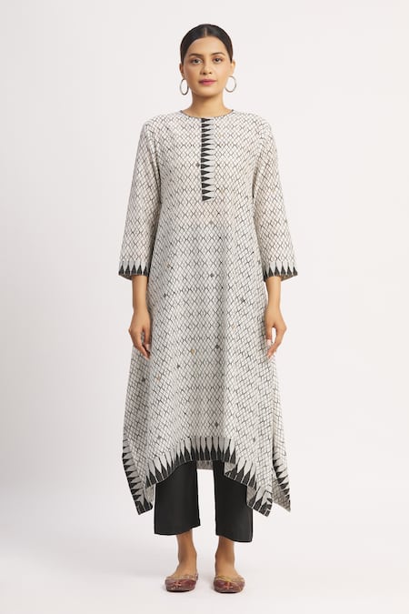 Krishna Mehta_White Chanderi Printed Geometric Round Checkered Tunic _Online_at_Aza_Fashions