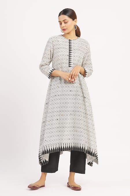 Buy_Krishna Mehta_White Chanderi Printed Geometric Round Checkered Tunic _Online_at_Aza_Fashions