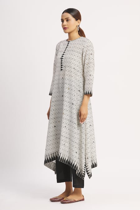 Shop_Krishna Mehta_White Chanderi Printed Geometric Round Checkered Tunic _Online_at_Aza_Fashions