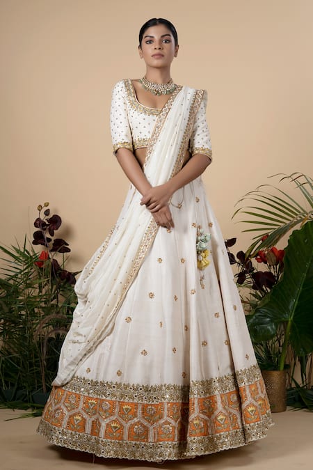 Beautiful georgette White lehenga choli at affordable price buy online –  Joshindia