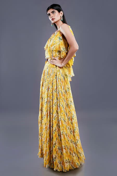 Divya Kanakia_Yellow Georgette Floral Print Square Neck Lehenga Set _Online_at_Aza_Fashions