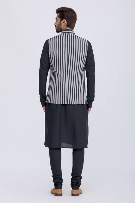 Shop_Manish Nagdeo_Grey Bundi Cotton Geometric Striped And Kurta Set _at_Aza_Fashions