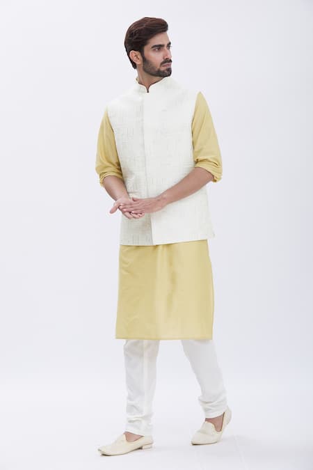Buy_Aham-Vayam_Gold Silk, Cotton Geometric Motifs Embroidered Bundi And Kurta Set _Online_at_Aza_Fashions