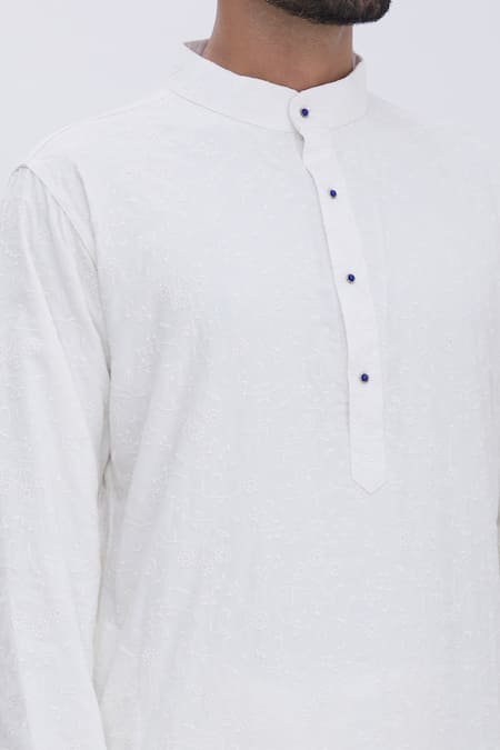 Aham-Vayam_White Cotton Chikankari Kurta Set _at_Aza_Fashions