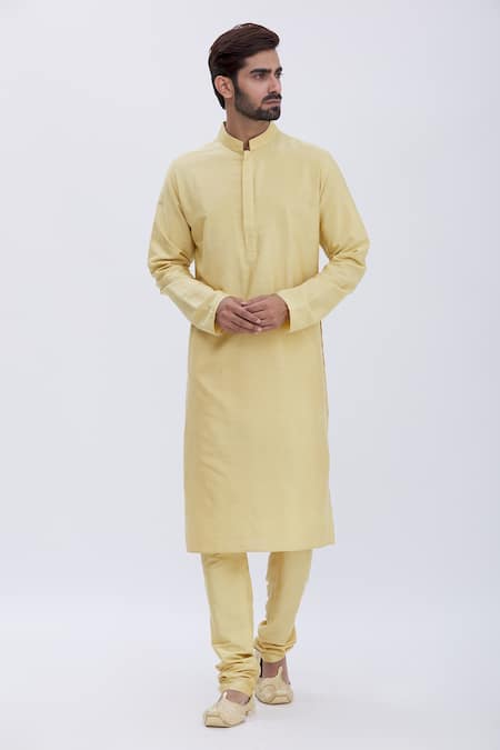 Aham-Vayam Silk Kurta & Pyjama Set 