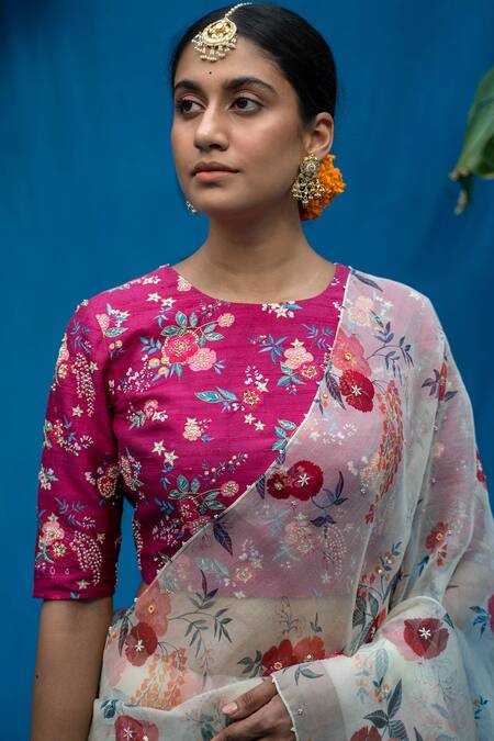 Pita Nila Cream Organza And Raw Bead & Thread, Cutdana, Floral Saree With Blouse Online at Aza Fashions Pita Nila_Cream Organza And Raw Bead & Thread, Cutdana, Floral Saree With Blouse _Online_at_Aza_Fashions