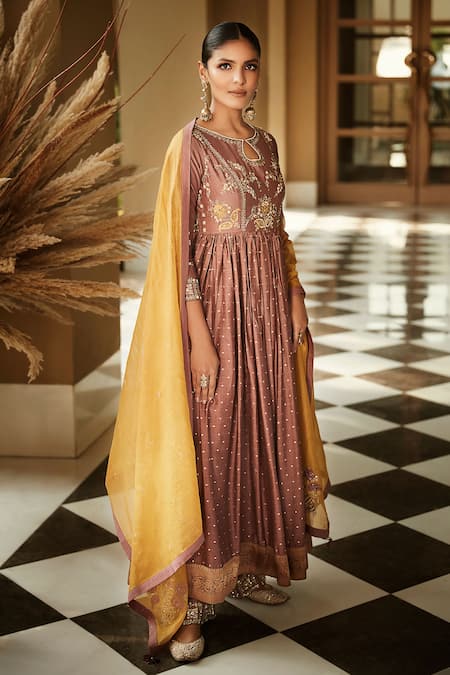 Matsya_Pink Chanderi Silk Embroidered Zardozi Round Tijara Anarkali Set _Online_at_Aza_Fashions