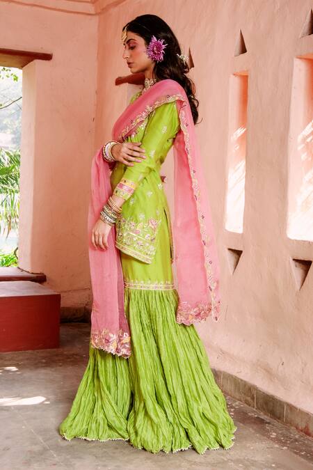 House of Dasmaya_Green Silk Chanderi Embroidered Resham Scoop Kurta With Crinkled Gharara Set _Online_at_Aza_Fashions