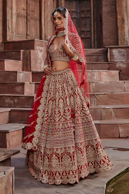 Nitika Gujral_Red Velvet Gota, Sequin, Dabka And Crystals V Neck Embroidered Bridal Lehenga Set _at_Aza_Fashions