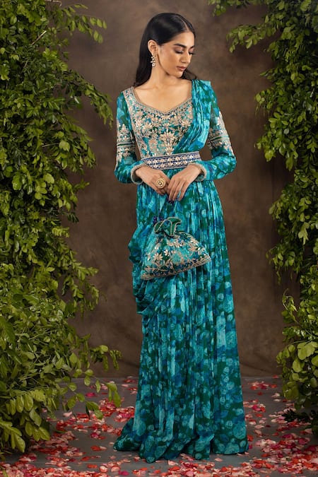 Shop Adi By Aditya Khandelwl Blue Georgette Floral Motifs V Neck Printed Anarkali And Dupatta Set at Aza Fashions Shop_Adi By Aditya Khandelwl_Blue Georgette Floral Motifs V Neck Printed Anarkali And Dupatta Set _at_Aza_Fashions