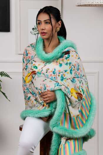 Shop_Rhe-Ana_Blue Print Faux Fur Shawl _Online_at_Aza_Fashions