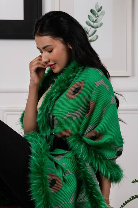 Shop_Rhe-Ana_Green Print Pleated Shawl _Online_at_Aza_Fashions