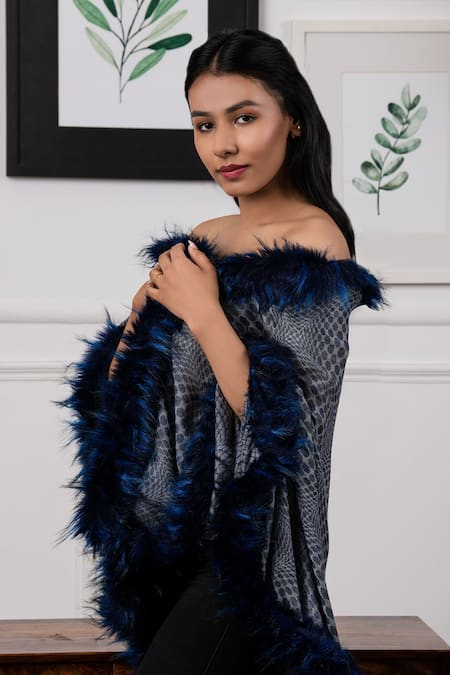 Buy_Rhe-Ana_Blue Print Faux Fur Shawl _Online_at_Aza_Fashions