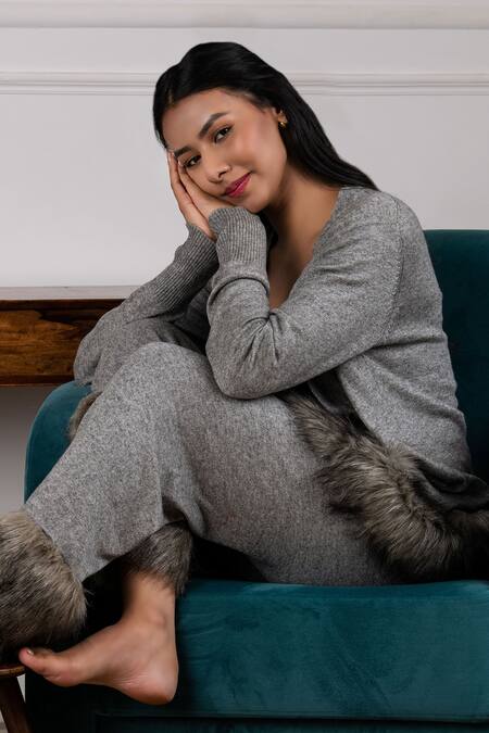 Rhe-Ana Grey Blended Fabric Faux Fur Cardigan And Pant Set Online at Aza Fashions Rhe-Ana_Grey Blended Fabric Faux Fur Cardigan And Pant Set _Online_at_Aza_Fashions