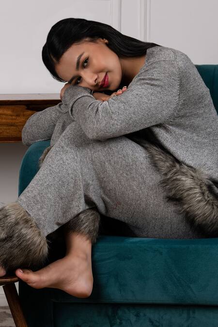 Buy Rhe-Ana Grey Blended Fabric Faux Fur Cardigan And Pant Set Online at Aza Fashions Buy_Rhe-Ana_Grey Blended Fabric Faux Fur Cardigan And Pant Set _Online_at_Aza_Fashions