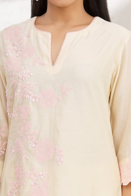 Shop_Rajat Shraddha_Beige Kurta And Dupatta Silk Chanderi Pant Cotton Kusum Set  _Online_at_Aza_Fashions