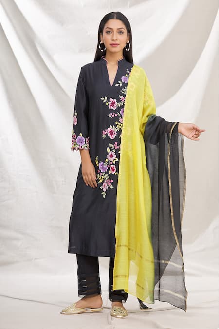 Sajni Fashion Women Kurta Pant Dupatta Set - Buy Sajni Fashion Women Kurta  Pant Dupatta Set Online at Best Prices in India | Flipkart.com