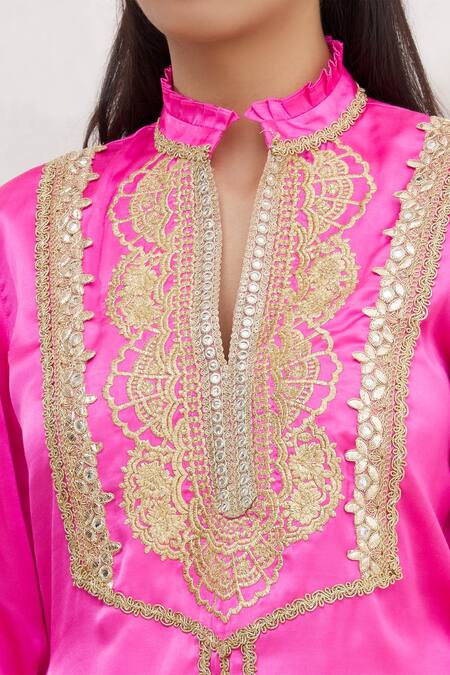 Bhairavi Jaikishan_Pink Modal Satin Embroidered Lace Work High Neck Asymmetric Kurta_at_Aza_Fashions
