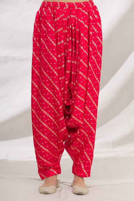 Bhairavi Jaikishan_Yellow Georgette Embroidered Lace Work Asymmetric Kurta And Draped Pant Set_at_Aza_Fashions