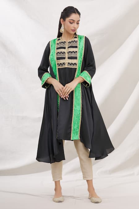 Bhairavi Jaikishan Resham Embroidered Kurta 