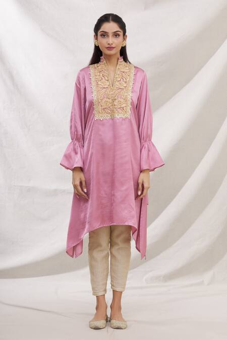 Bhairavi Jaikishan_Pink Modal Satin Embroidered Gota And Lace V Neck Leaf Asymmetric Kurta_Online_at_Aza_Fashions