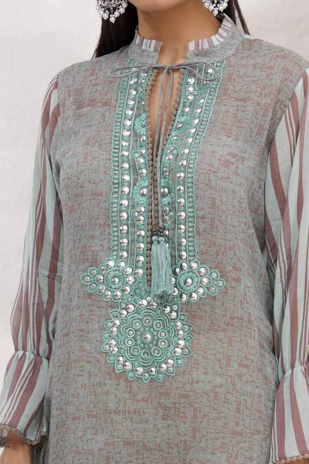 Bhairavi Jaikishan_Grey Mulmul Embroidered Resham Band Collar Asymmetric Kurta_at_Aza_Fashions