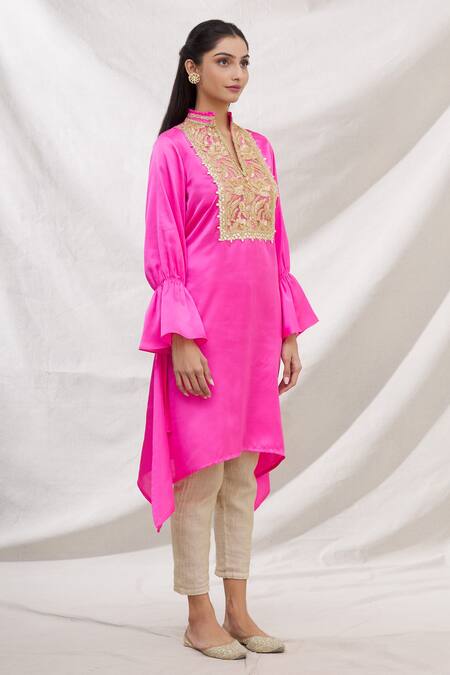 Bhairavi Jaikishan_Pink Modal Satin Gota And Lace Notched Floral Embroidered Asymmetric Kurta_Online_at_Aza_Fashions