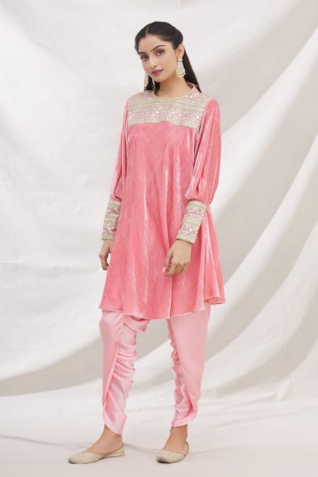 Bhairavi Jaikishan Velvet Kurta 