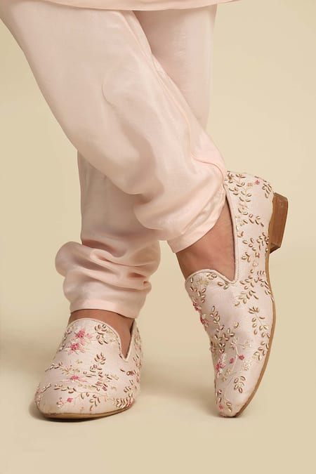 Priyanka Jain_Pink Raw , Crepe, Habudai Floral Embroidered Sherwani And Kurta Set _at_Aza_Fashions