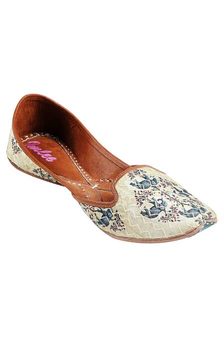 Imlee Jaipur_Yellow Printed Elephant Juttis _Online_at_Aza_Fashions