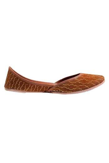 Buy Imlee Jaipur Brown Embroidered Zari Juttis Online at Aza Fashions Buy_Imlee Jaipur_Brown Embroidered Zari Juttis _Online_at_Aza_Fashions