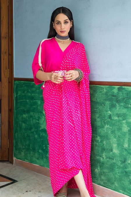 Buy_Pink City By Sarika_Pink Silk Bandhani V Neck Pre-draped Saree With Blouse _Online_at_Aza_Fashions