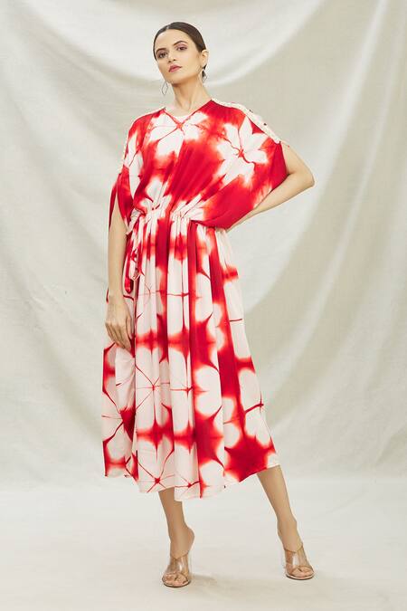 Divya Kanakia_White Pure Modal Satin Clamp Tie-dye Round Neck Dye Print Kaftan _Online_at_Aza_Fashions