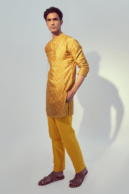Drishti & Zahabia Printed Kurta & Pant Set 