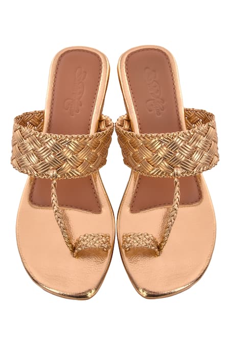 Shop Sole House Gold Woven Kolhapuri Flats at Aza Fashions Shop_Sole House_Gold Woven Kolhapuri Flats _at_Aza_Fashions