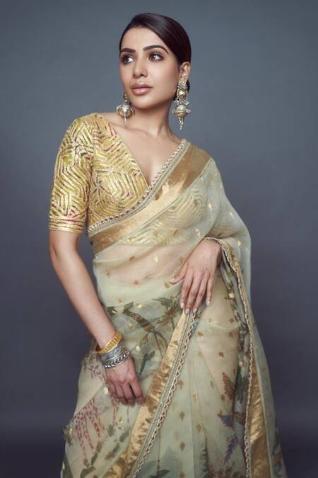 Archana Jaju_Brown Organza Silk Kalamkari V Neck Hand Painted Saree With Blouse_Online_at_Aza_Fashions