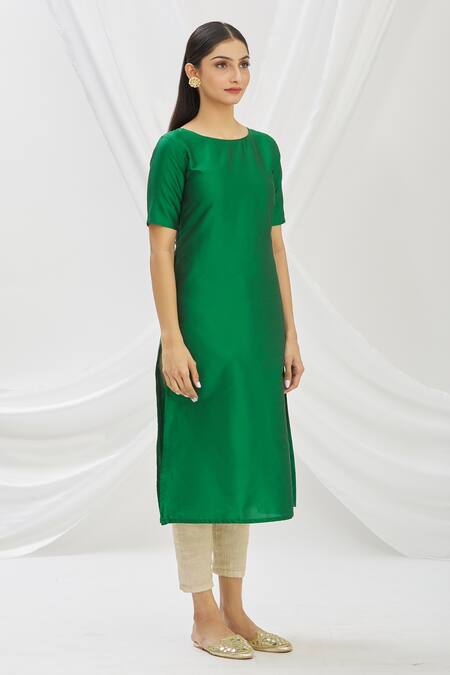 Aryavir Malhotra_Green Taffeta Round Neck Kurta _Online_at_Aza_Fashions