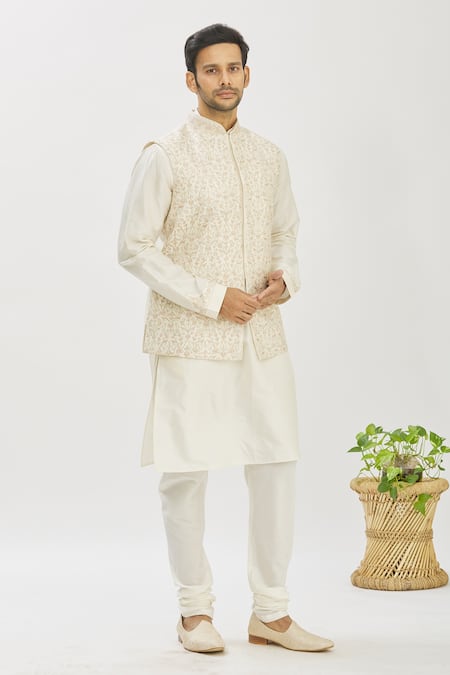 Vanshik Silk Embroidered Bundi & Kurta Set 