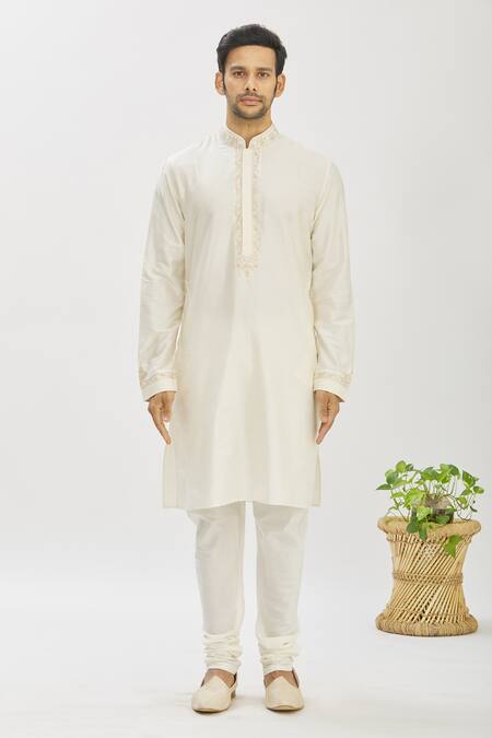 Vanshik_Beige Bundi  Kurta And Churidar Blended Floral Embroidered & Set _Online_at_Aza_Fashions