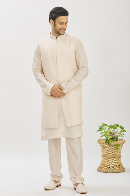 Vanshik Lucknowi Bundi & Kurta Set 