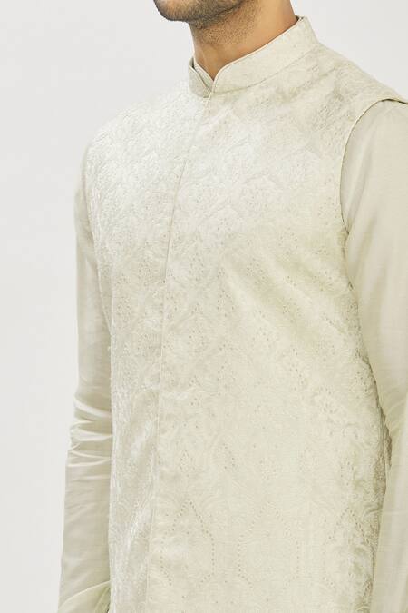 Shop Vanshik Green Bundi Satin Kurta And Churidar Blended Silk Self Embroidered & Set Online at Aza Fashions Shop_Vanshik_Green Bundi Satin Kurta And Churidar Blended Silk Self Embroidered & Set _Online_at_Aza_Fashions