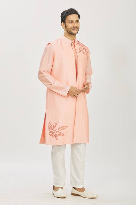 Priyanka Haralalka Pink Banarasi Cotton Silk Thread Work Embroidered Jacket Kurta Set Online at Aza Fashions Priyanka Haralalka_Pink Banarasi Cotton Silk Thread Work Embroidered Jacket Kurta Set _Online_at_Aza_Fashions