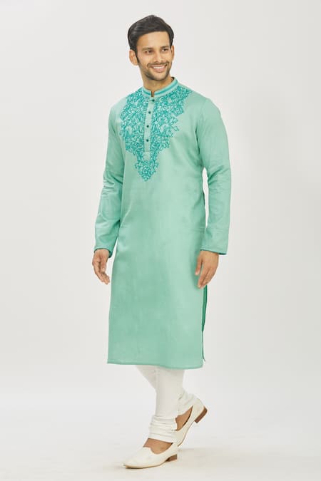 Priyanka Haralalka Embroidered Kurta & Churidar Pant Set 