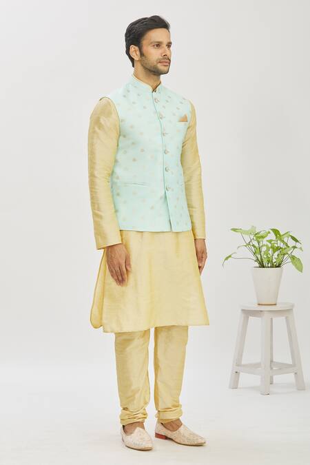 Seirra Thakur_Blue Silk Woven Floral Bundi_Online_at_Aza_Fashions