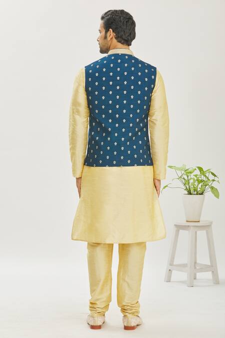 Shop_Seirra Thakur_Blue Silk Woven Floral Bundi_at_Aza_Fashions
