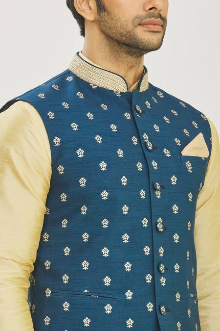Seirra Thakur_Blue Silk Woven Floral Bundi_at_Aza_Fashions